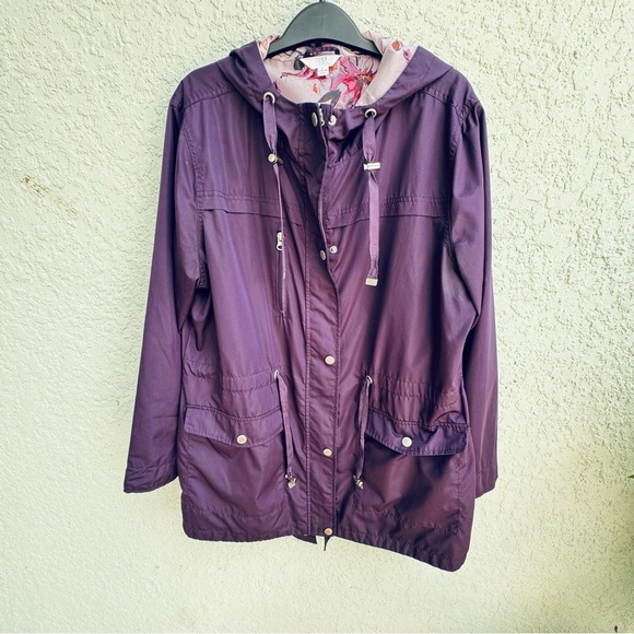 Time and Tru L purple floral rain coat, utilitarian everyday windbreaker jacket. - Picture 1 of 7